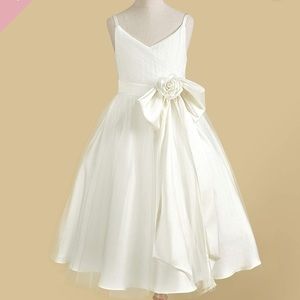 Flower girl dress